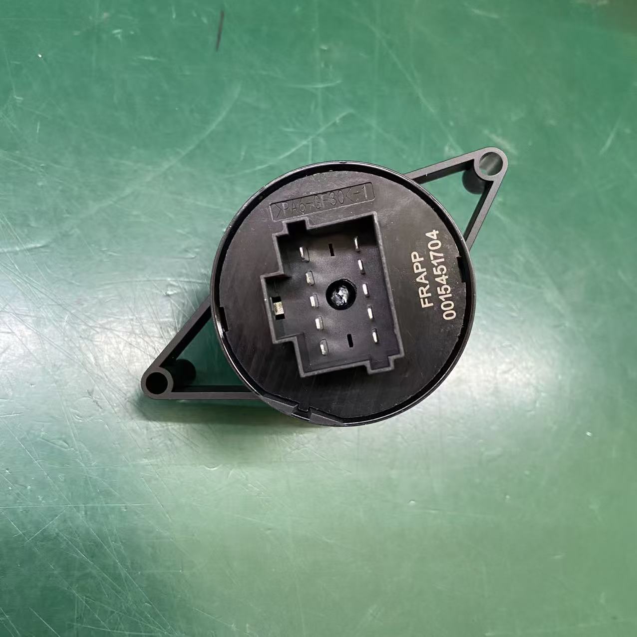 FRAPP | OE 0015451704 Mercedes Benz Truck Brake Light Switch for Actros Axor Atego Econic
