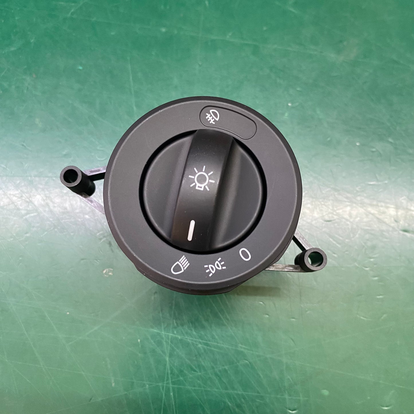 FRAPP | OE 0015451704 Mercedes Benz Truck Brake Light Switch for Actros Axor Atego Econic