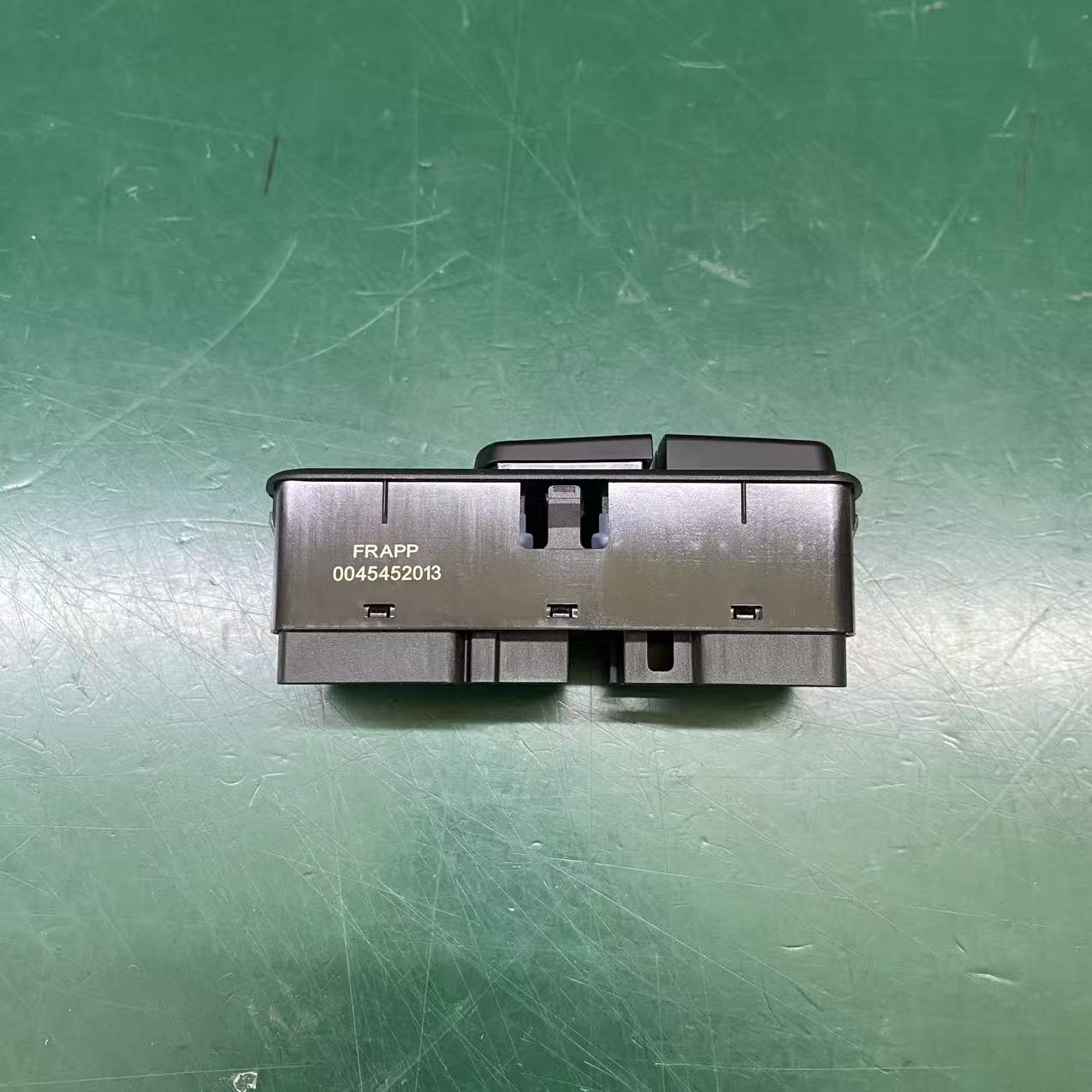 FRAPP OE 0045452013 |  Truck Window Switch for Mercedes Benz Actros Axor Atego