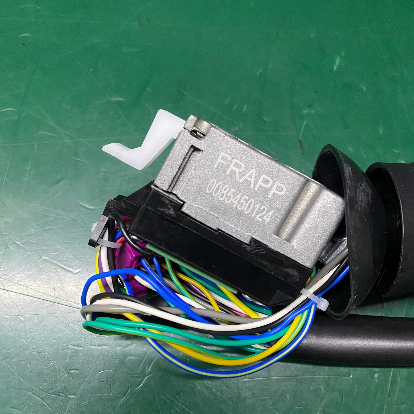 Steering Column Combination Switch 0085450124 for Mercedes-Benz Actros, Atego, Axor