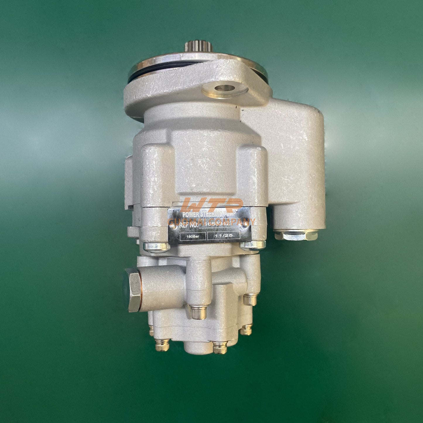 High Quality Truck Steering Systems Spare Parts 1687826 1797652 1863427 8695955159 Power Steering Pump for DAF XF CF